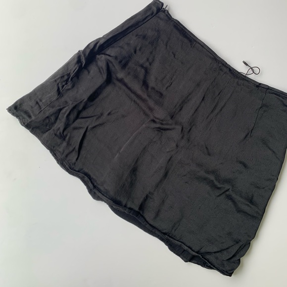 ZARA Satin Effect Mini Skirt with buttons on side | NEVER WORN - Picture 6 of 6